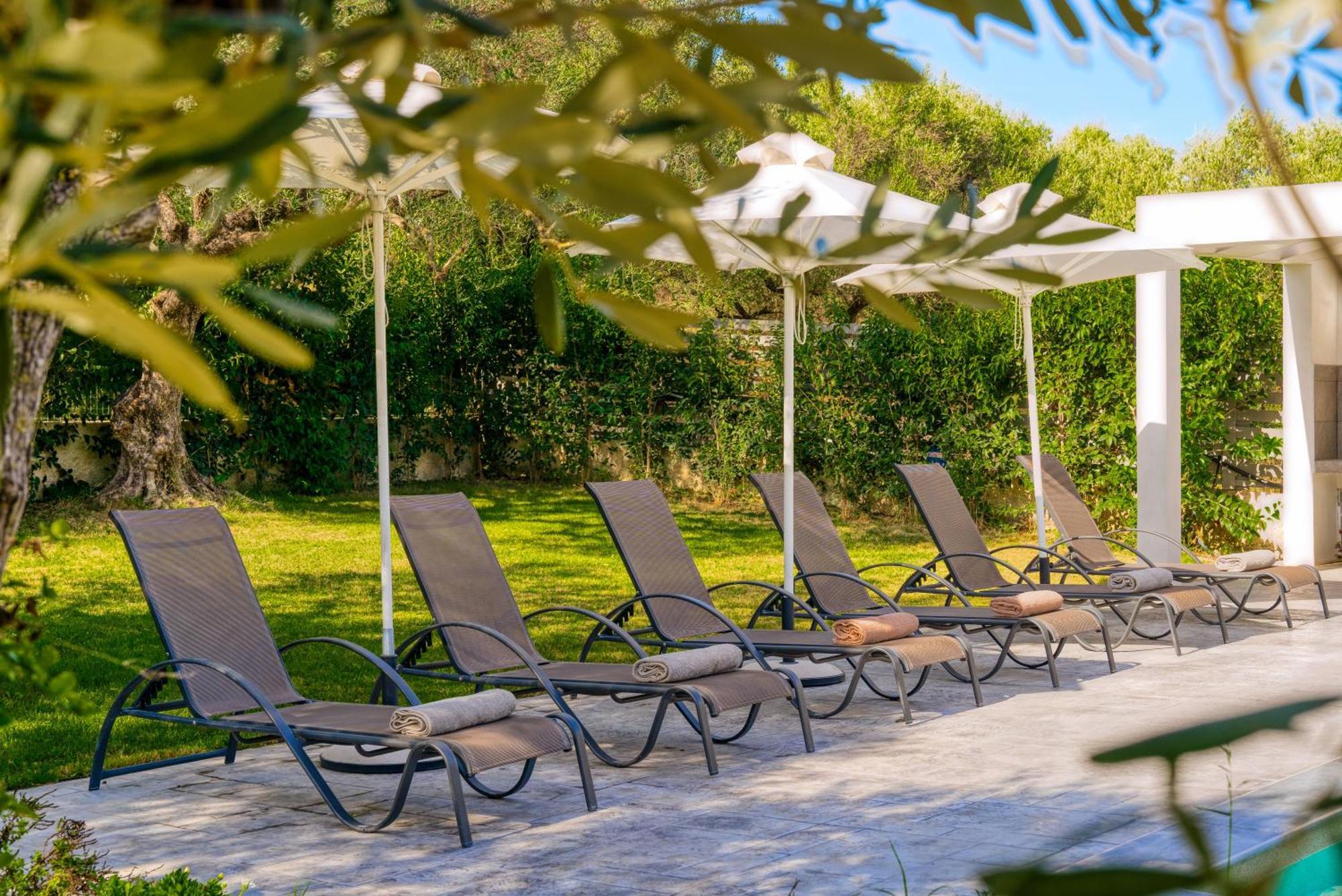 Valeria Private Villa Plános المظهر الخارجي الصورة