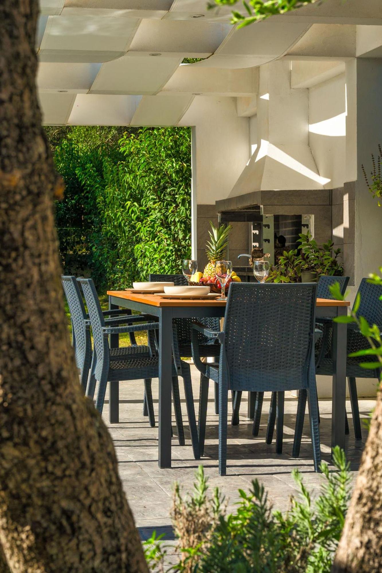 Valeria Private Villa Plános المظهر الخارجي الصورة
